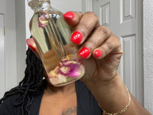 Cargar imagen en el visor de la galería, Healing Vibration Rose Oil